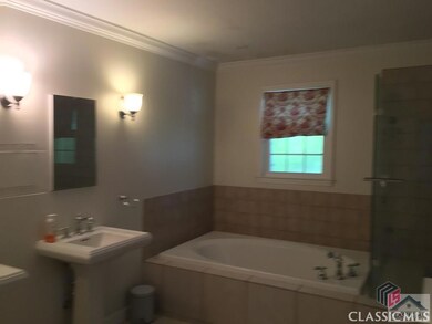 215 Glen Meadow Ct, Athens, GA 30601 - photo 6