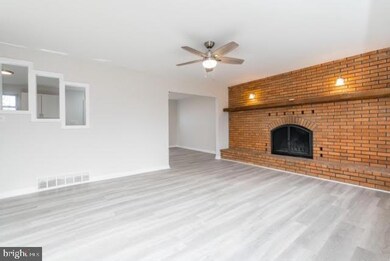 729 W 11th St, New Castle, DE 19720 - photo 3