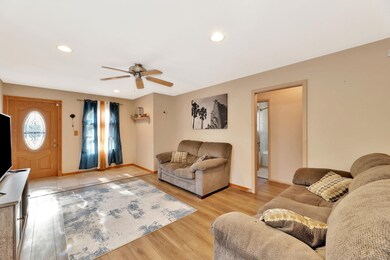 141 N Tracy St, Wichita, KS 67212 - photo 4