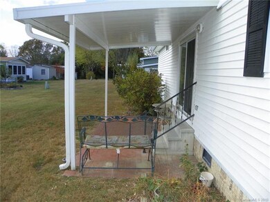 221 Cranbrook Cir unit 19, Hendersonville, NC 28792 - photo 5