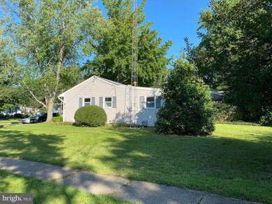 1004 W Groveland Ave, Somers Point, NJ 08244 - photo 3