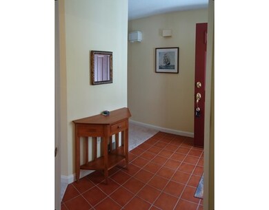 22 Mcintosh Dr, Amherst, MA 01002 - photo 4