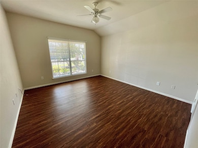 822 Rambling Ct, Granbury, TX 76049 - photo 7