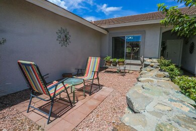 Front Sitting Area