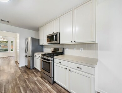 4004 Parry Dr, Pearland, TX 77584 - photo 3