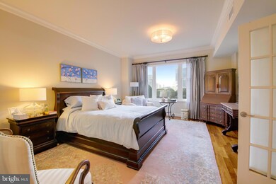 The Ritz-Carlton Residences, Baltimore, MD 21230 - photo 7