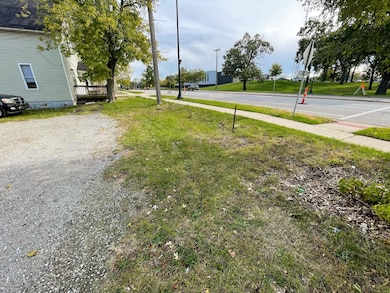 109 Combs St, Michigan City, IN 46360 - photo 5