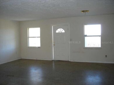 5519 Maple Ln, Tampa, FL 33610 - photo 3