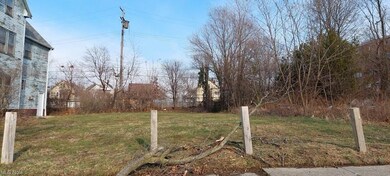 1753 Rosedale Ave, Cleveland, OH 44112 - photo 2