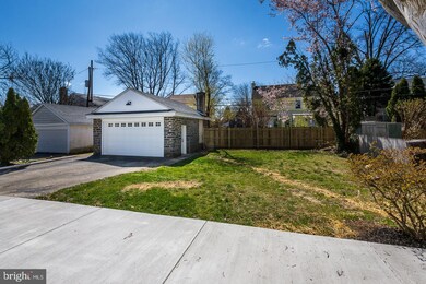 627 Ashurst Rd, Havertown, PA 19083 - photo 4