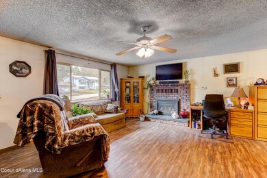 Livingroom 3