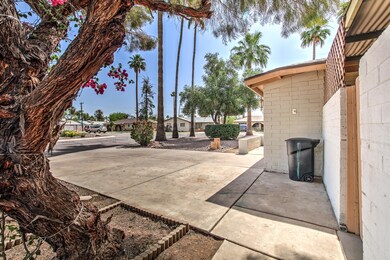 1910 N 44th Pl-6