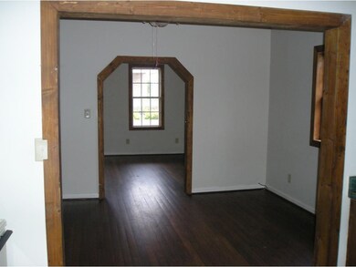 902 Henry St, Johnson City, TN 37601 - photo 6