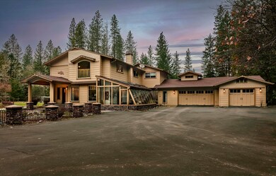 285 Riessen Rd, Grants Pass, OR 97526 - photo 5