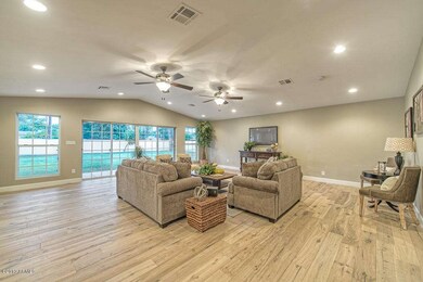 Living room 1