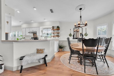 27610 Sky Lake Cir, Wesley Chapel, FL 33544 - photo 7