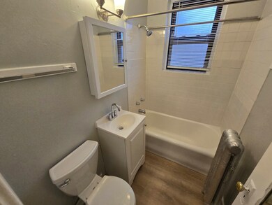 3412 W Montrose Ave unit 106, Chicago, IL 60618 - photo 7