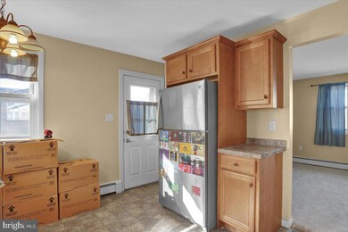 1392 New Holland Rd, Reading, PA 19607 - photo 7