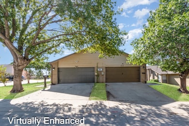 2212 Heritage Cir, Carrollton, TX 75006 - photo 2