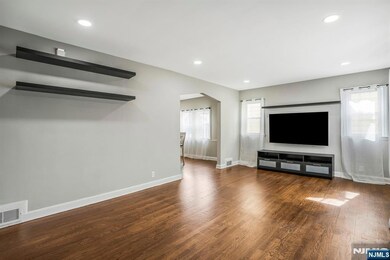 16 Pleasant Ave, Belleville, NJ 07109 - photo 7