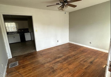 570 Smith Edwards Rd, Kernersville, NC 27284 - photo 4