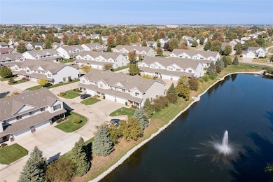 857 SE Lakeview Ln, Waukee, IA 50263 - photo 4