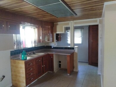 7925 Santa Maria Rd, El Paso, TX 79915 - photo 4