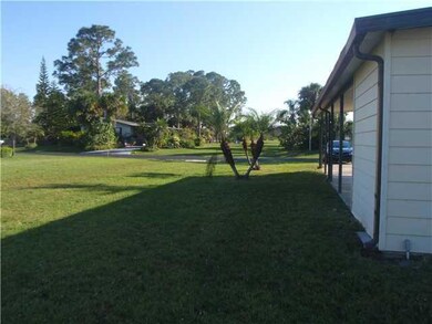 Other. Florida room with awning windows