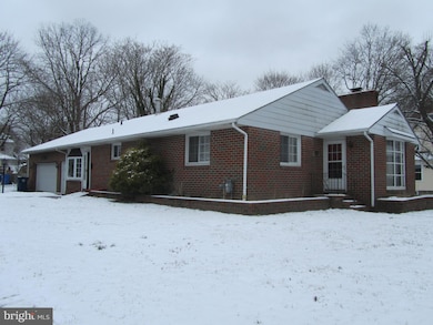 203 Washington Ave, Laurel Springs, NJ 08021 - photo 2