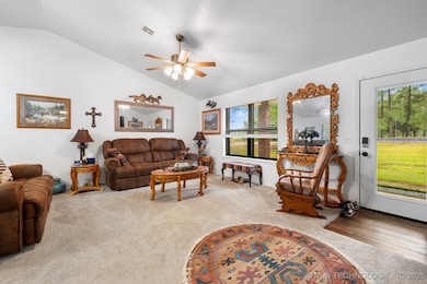 2607 E 2092 Rd, Hugo, OK 74743 - photo 6