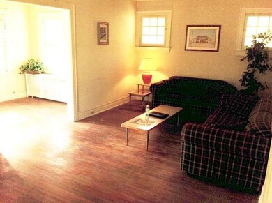 1147 Gunderson Ave, Oak Park, IL 60304 - photo 5