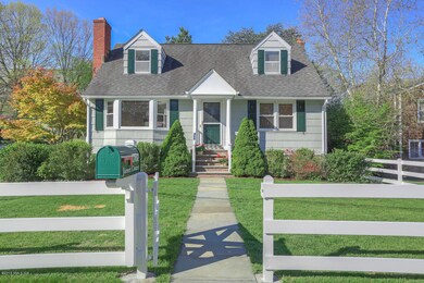 1 Janet Ct Greenwich CT-large-001-1-1 Ja