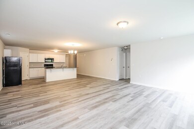 002-photo-living-room-12562132