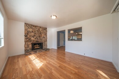 1153 Ruthie Ln, Redding, CA 96002 - photo 6