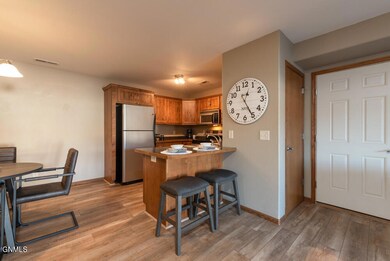 2904 Edgewater Pl SE #3 MLS-10