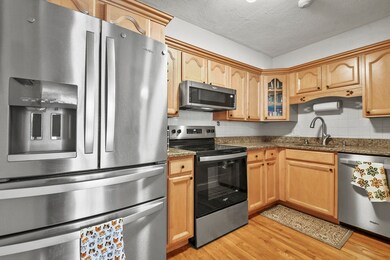 232 Canton St unit 201, Randolph, MA 02368 - photo 3