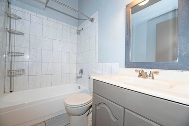 CC66B8A8-6F06-41C1-980B-9FCB961A8CDA