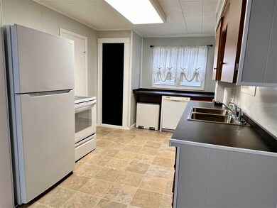 1823 Woodlawn Ave, Terre Haute, IN 47804 - photo 6