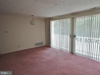 82 Sweetfern Ct, Marlton, NJ 08053 - photo 2