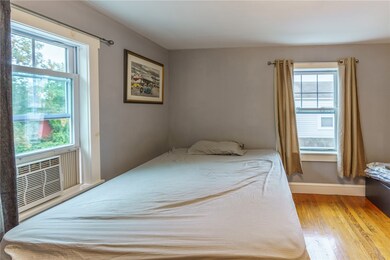 38 Freeborn St, Middletown, RI 02842 - photo 6