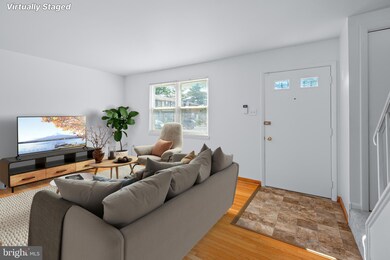 122 Key Pkwy, Frederick, MD 21702 - photo 3