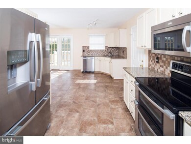 117 W Flagstone Dr, Newark, DE 19702 - photo 6