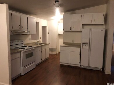 12 Stope Rd, Dayton, NV 89403 - photo 7