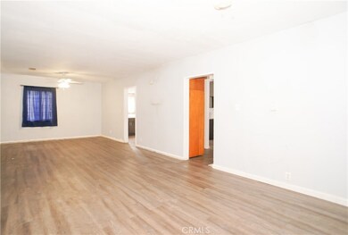 633 W Cressey St, Compton, CA 90222 - photo 7