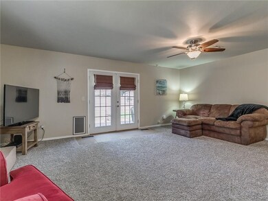 4609 NW 59th Terrace, Oklahoma City, OK 73122 - photo 5