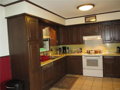 109 Pine St, Lehighton, PA 18235 - photo 6