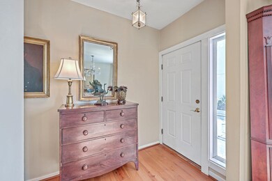 330 Concord Street TH9, Dockside entry