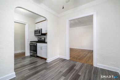 8 Washington Ct unit 104, Stamford, CT 06902 - photo 5