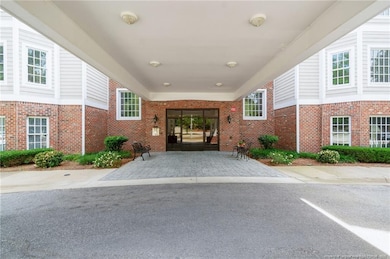 324 Glenburney Dr unit 302, Fayetteville, NC 28303 - photo 2