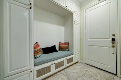 245 Litchfield Ln, Houston, TX 77024 - photo 3